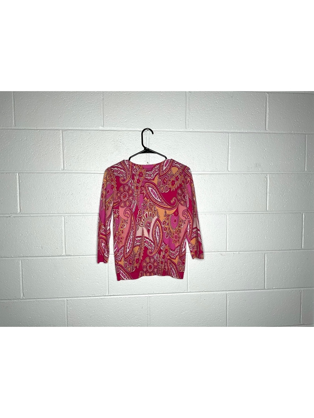 < Talbots Pink/Orange Paisley Pattern Cardigan Size Small > - Picture 5 of 6